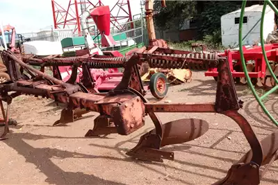 Other Tillage equipment Ploughs 4 Furrow Spring Loaded Plough for sale by Vincs se Dinge | AgriMag Marketplace