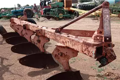 Other Tillage equipment Ploughs 5 Furrow Beam Plough for sale by Vincs se Dinge | AgriMag Marketplace