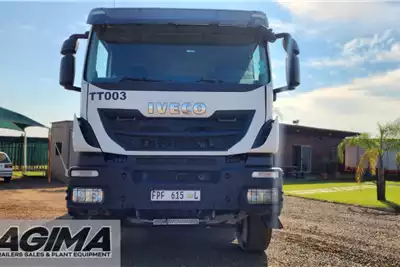 Iveco Tipper trucks Trakker 420 15 Cube Tipper 8x4 2015 for sale by Kagima Earthmoving | AgriMag Marketplace