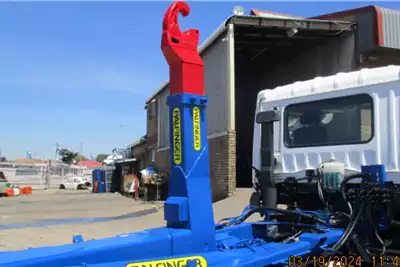 FAW Hooklift trucks FAW 15 180 HOOKLIFT 2020 for sale by Isando Truck and Trailer | Truck & Trailer Marketplace