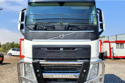 Volvo Truck tractors VOLVO FH520 LOW ROOF 2020 for sale by ZA Trucks and Trailers Sales | Truck & Trailer Marketplace