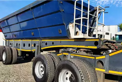 Afrit Trailers Side tipper AFRIT 40 CUBE SIDE TIPPER 2020 for sale by ZA Trucks and Trailers Sales | AgriMag Marketplace