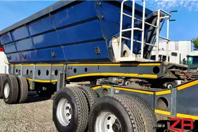 Afrit Trailers Side tipper AFRIT 40 CUBE SIDE TIPPER 2020 for sale by ZA Trucks and Trailers Sales | Truck & Trailer Marketplace