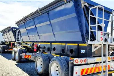 Afrit Trailers Side tipper AFRIT 45 CUBE SIDE TIPPER TRAILER 2019 for sale by ZA Trucks and Trailers Sales | AgriMag Marketplace