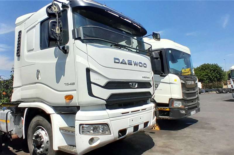Daewoo Truck tractors Single axle EATON KL3TX 2021
