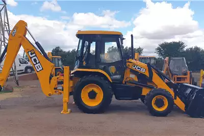 JCB TLBs Construction 3DX 2012 for sale by WE BUY TLBs | AgriMag Marketplace