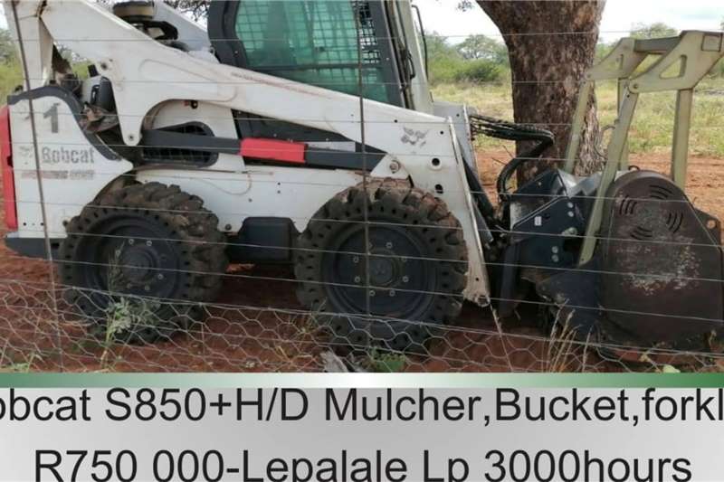 Bobcat Skidsteers S850 for sale by R3G Landbou Bemarking Agricultural Marketing | Truck & Trailer Marketplace