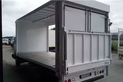 UD Curtain side trucks 40L F/C CURTAINSIDE TAILLIFT 2014 for sale by McCormack Truck Centre | AgriMag Marketplace