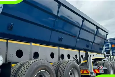 Afrit Trailers 2019 Afrit 40m3 Side Tipper 2019 for sale by Truck and Plant Connection | AgriMag Marketplace