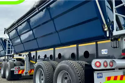 Trailers 2019 Afrit 40m3 Side Tipper 2019