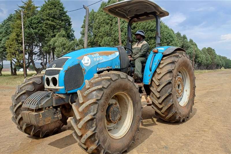 Tractors in [region] on AgriMag Marketplace