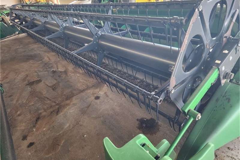 John Deere Harvesting equipment 630F Platform
