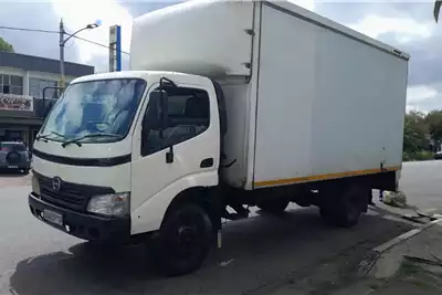 Hino Box trucks 915 5 Ton Closed Body 2010 for sale by Trans African Motors | AgriMag Marketplace