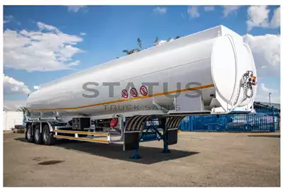 Tank Clinic Fuel tanker 2015 Tank Clinic 49 000L Tri Axle  Fuel Tanker 2015 for sale by Status Truck Sales | Truck & Trailer Marketplace