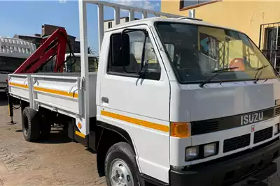 Isuzu Tipper trucks Isuzu N4000 Crane and side Tipper 1993 for sale by Auto Tshwane | Truck & Trailer Marketplace
