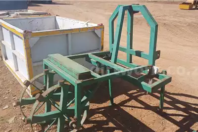 Planting and seeding equipment Aartappel Planter 2 Ry for sale by Dirtworx | AgriMag Marketplace