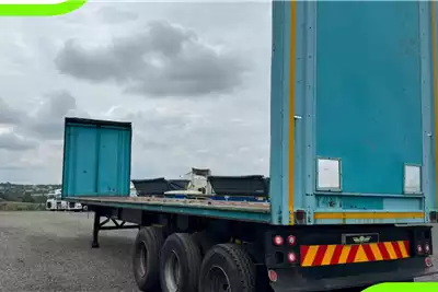 Trailers 2014 CTS 13m Tri-Axle 2014