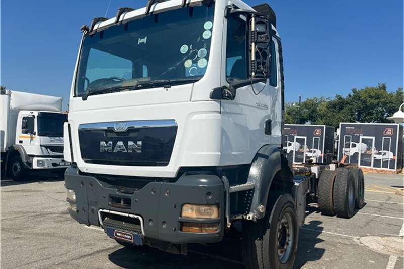 MAN Truck 33 Series TGS 33.480 6X4 BB M 2017