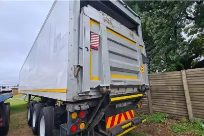 Other Agricultural trailers 3 Axle 2012 for sale by MRJ Transport cc | AgriMag Marketplace