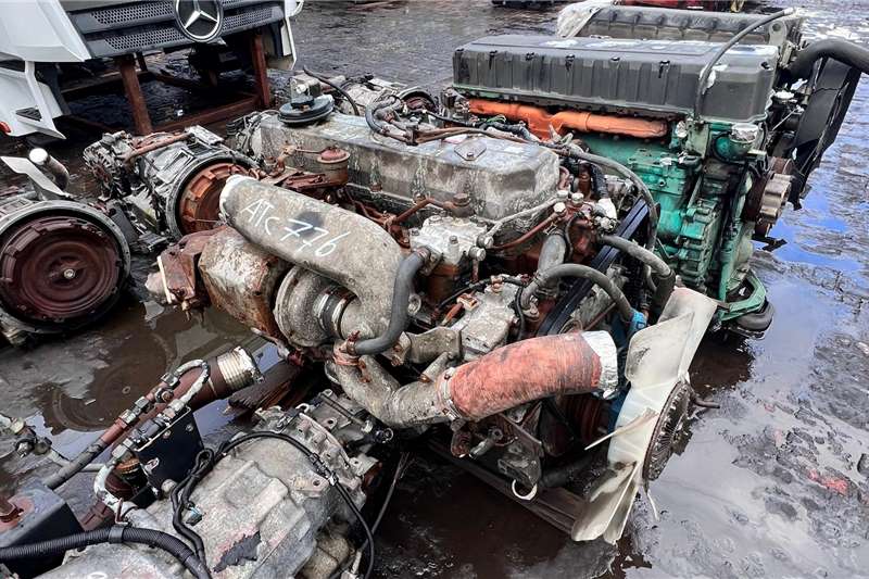 Hino Truck spares and parts Engines P11c engine Hino 2014