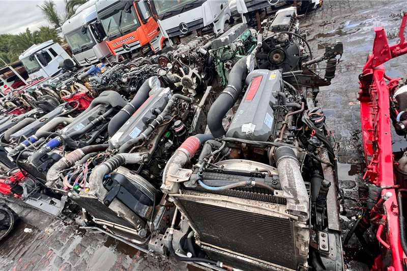 Renault Truck spares and parts Engines DXI 11 engines 2012