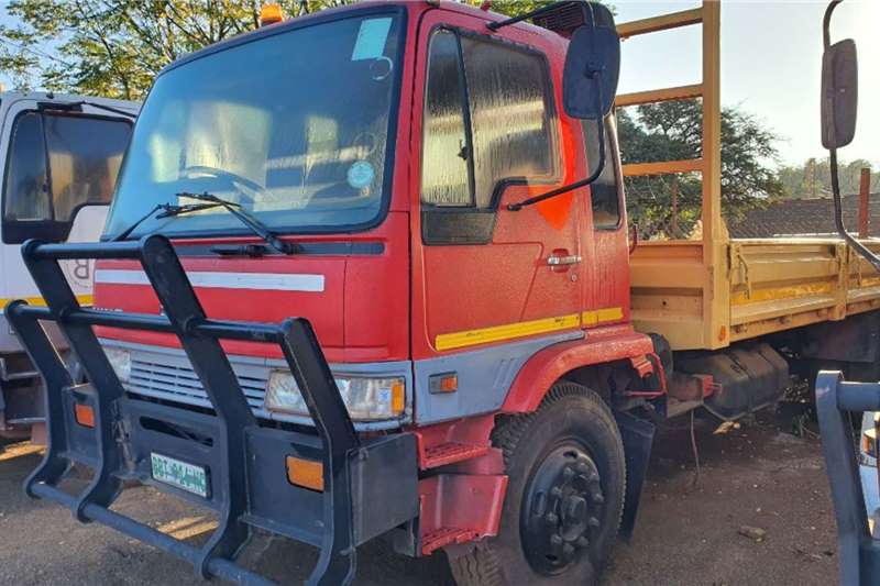 Toyota Dropside trucks Toyota Hino Dropside Truck(On Auction) 2025
