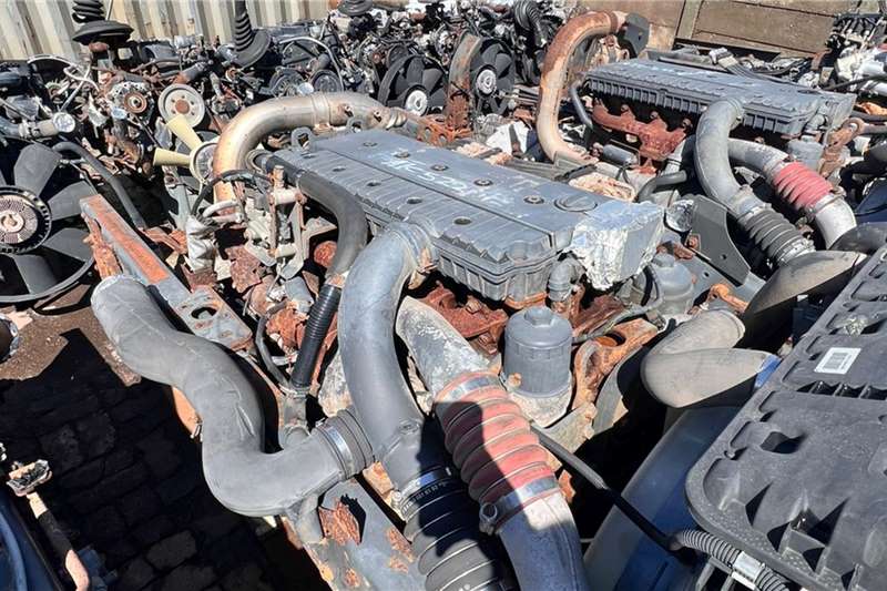 Mercedes Benz Truck spares and parts Engines AXOR /ATEGO OM 906&926 ENGINES 2020
