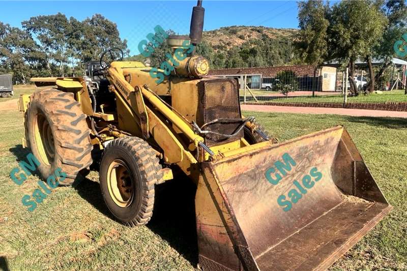 ADE Loaders FORD 4000 LOADER R110,000 excl