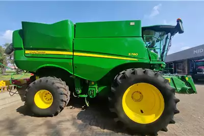 John Deere Harvesting equipment Grain harvesters S780 2019 for sale by Middelburg CASE International | AgriMag Marketplace
