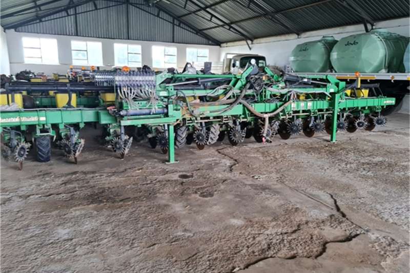 John Deere Planting and seeding equipment 1720 12 Row Planter for sale by Afgri Equipment | AgriMag Marketplace