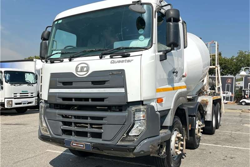 UD Truck Trucks Quester Cge370 (E47) 8X4 Auto 2019