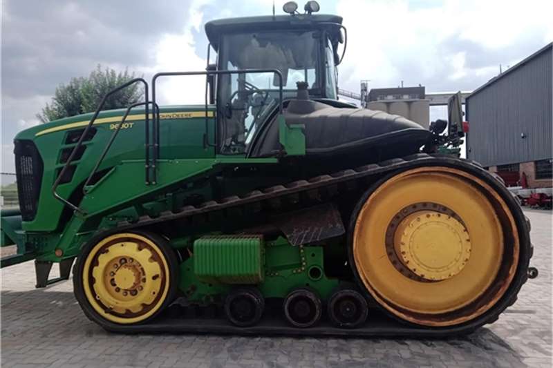 [make] Tractors in South Africa on AgriMag Marketplace