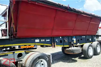 Afrit Trailers Side tipper AFRIT 40 CUBE SIDE TIPPER TRAILER 2012 for sale by ZA Trucks and Trailers Sales | Truck & Trailer Marketplace