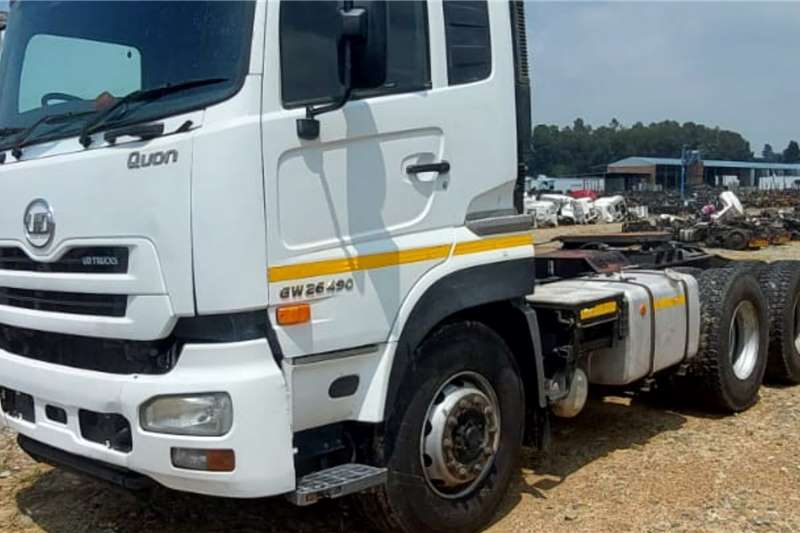UD Truck tractors Double axle Used UD Nissan Quon 490 for sale 2015