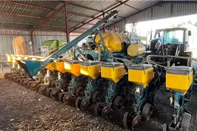 Equalizer Planting and seeding equipment Drawn planters Equalizer SL12/762 Min Till 2016 for sale by Primaquip | AgriMag Marketplace