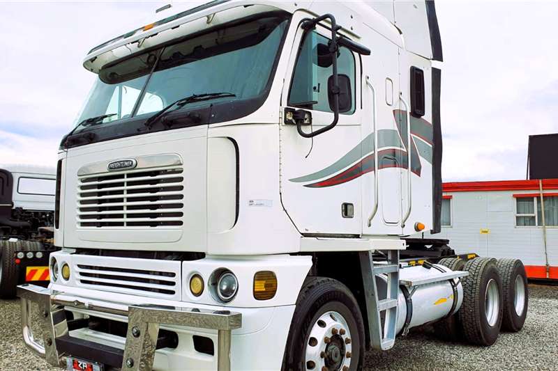Freightliner Truck tractors FREIGHTLINER ARGOSY CAT C15 515 2001