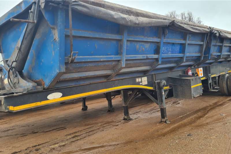 Other Agricultural trailers Tipper trailers 3 Axle 2013