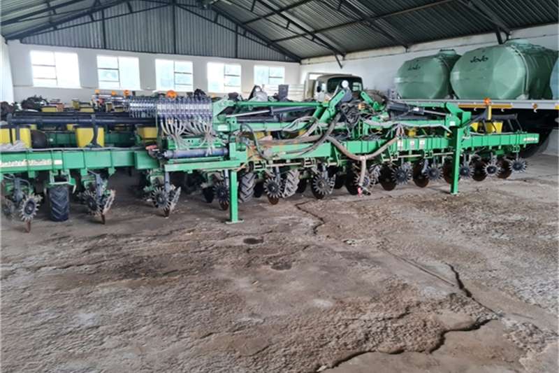 Planting and seeding equipment in [region] on AgriMag Marketplace