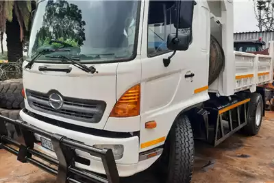 Hino Tipper trucks 1626 6 Cube Dropside Tipper Truck 2007 for sale by Power Truck And Plant Sales | Truck & Trailer Marketplace