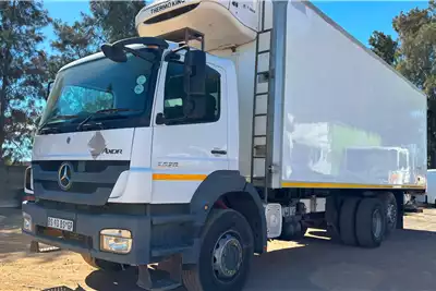 Mercedes Benz Refrigerated trucks AXOR 2528 6x2 REEFER (CAPE TOWN) 2012 for sale by Crosstate Auctioneers | AgriMag Marketplace