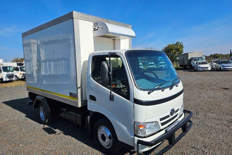 Toyota Refrigerated trucks 2016 Dyna 4 093 fridge body 2016