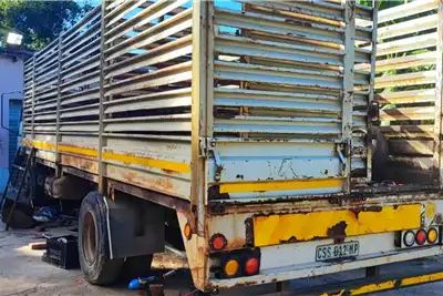 Hino Truck Hino JO8 15 207 for sale by Me AM Arrow | Truck & Trailer Marketplace