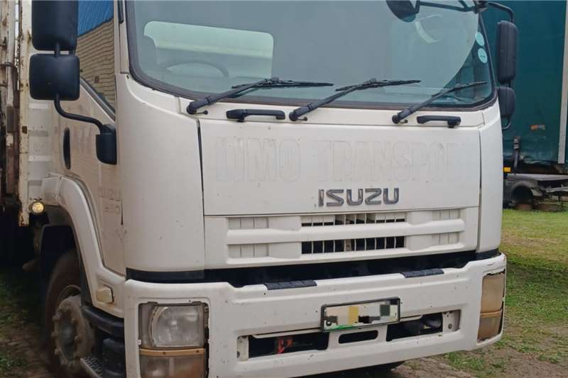 Isuzu Cattle body trucks Isuzu FTR850 2013