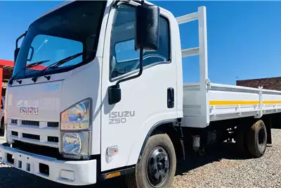 Isuzu Dropside trucks NMR 250, SINGLE CAB, FITTED WITH DROPSDIE BODY 2017 for sale by Jackson Motor JHB | AgriMag Marketplace