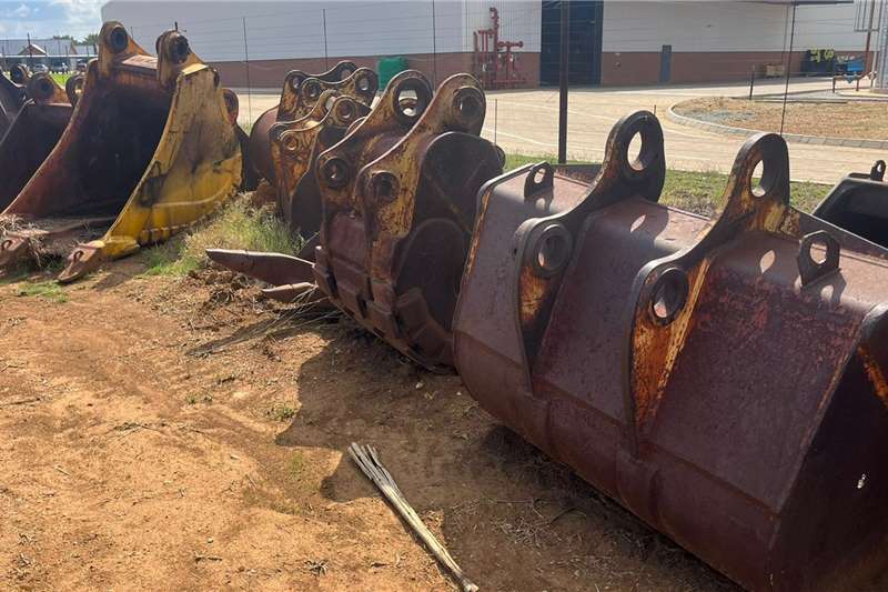 Machinery accessories Excavator buckets for sale by Truck and Trailer Auctions | Truck & Trailer Marketplace