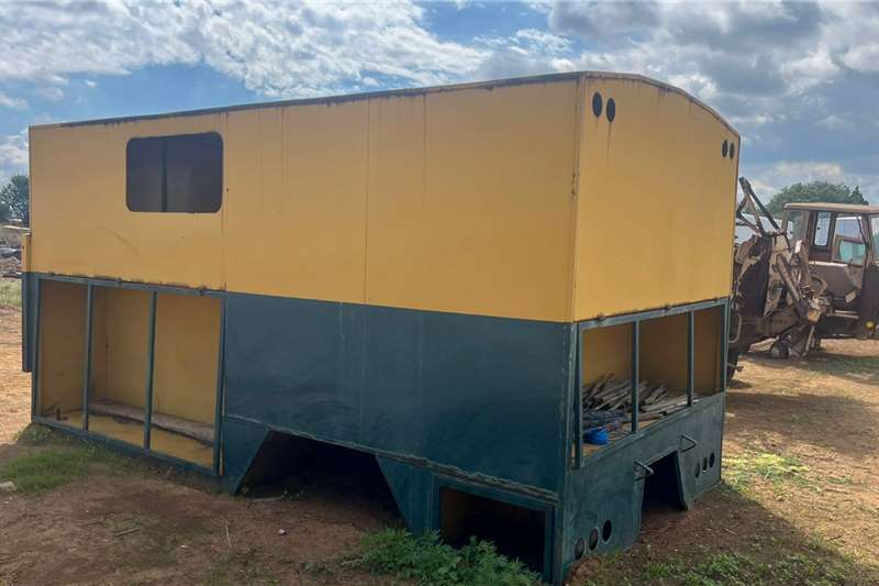 Truck spares and parts Truck canopy for sale by Truck and Trailer Auctions | AgriMag Marketplace