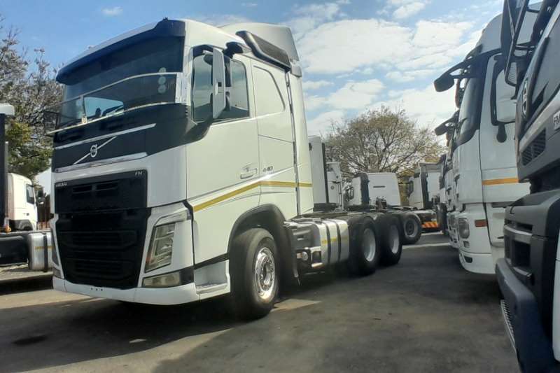 [make] [application] Truck tractors in South Africa on Truck & Trailer Marketplace