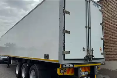 Serco Trailers Fridge Tri  Axle 15.47m Carrier Alliminium Floor 2018 for sale by Boschies cc | Truck & Trailer Marketplace