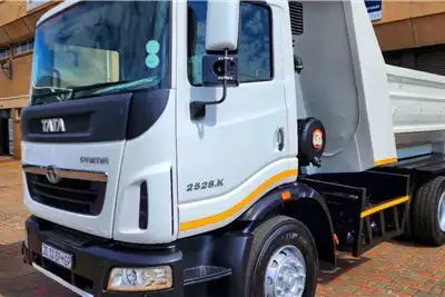 Tata Tipper trucks PRIMA 10 CUBE TIPPER 2019 for sale by Newlands Commercial | Truck & Trailer Marketplace