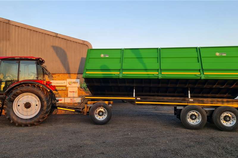 Agricultural trailers Tipper trailers New 20 ton low speed side tipper trailers